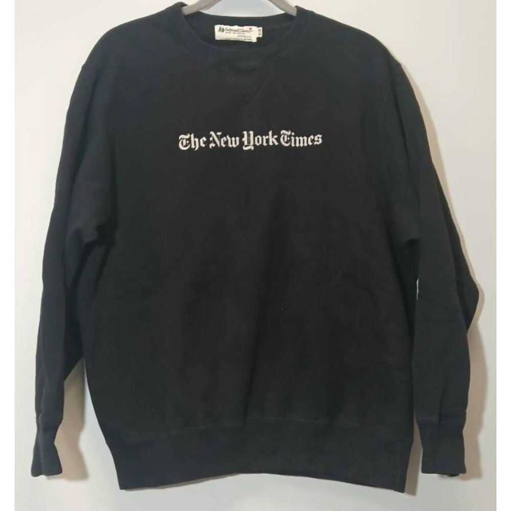 Vintage men medium graphic sweater new york times black crewneck Redwood Canada